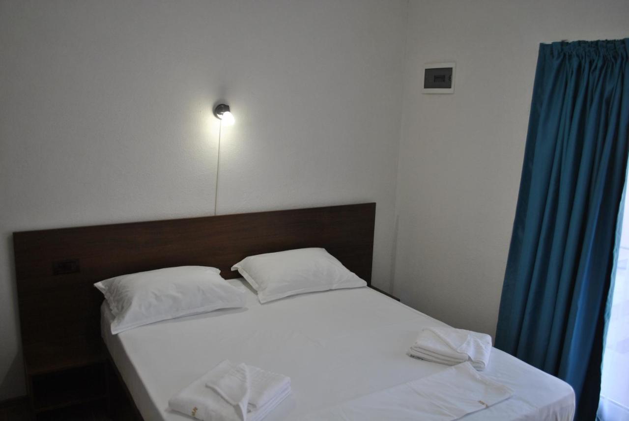 Vila Amir Vama Veche Extérieur photo